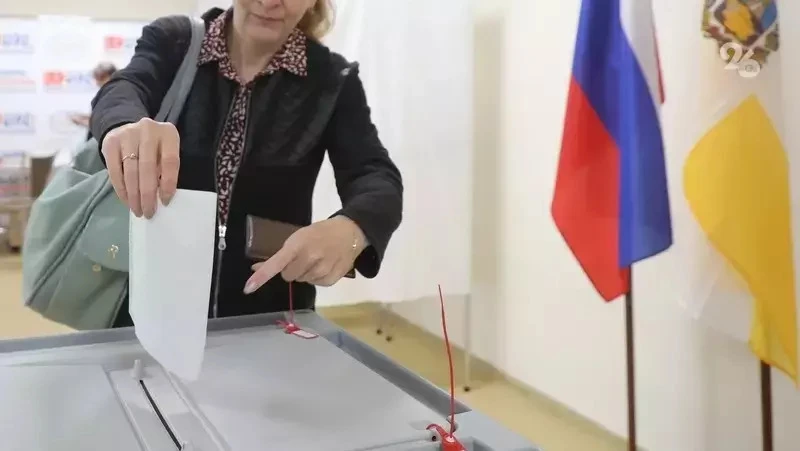 Юрист Белявский: Выборы в России проходят в соответствии с процедурными сроками