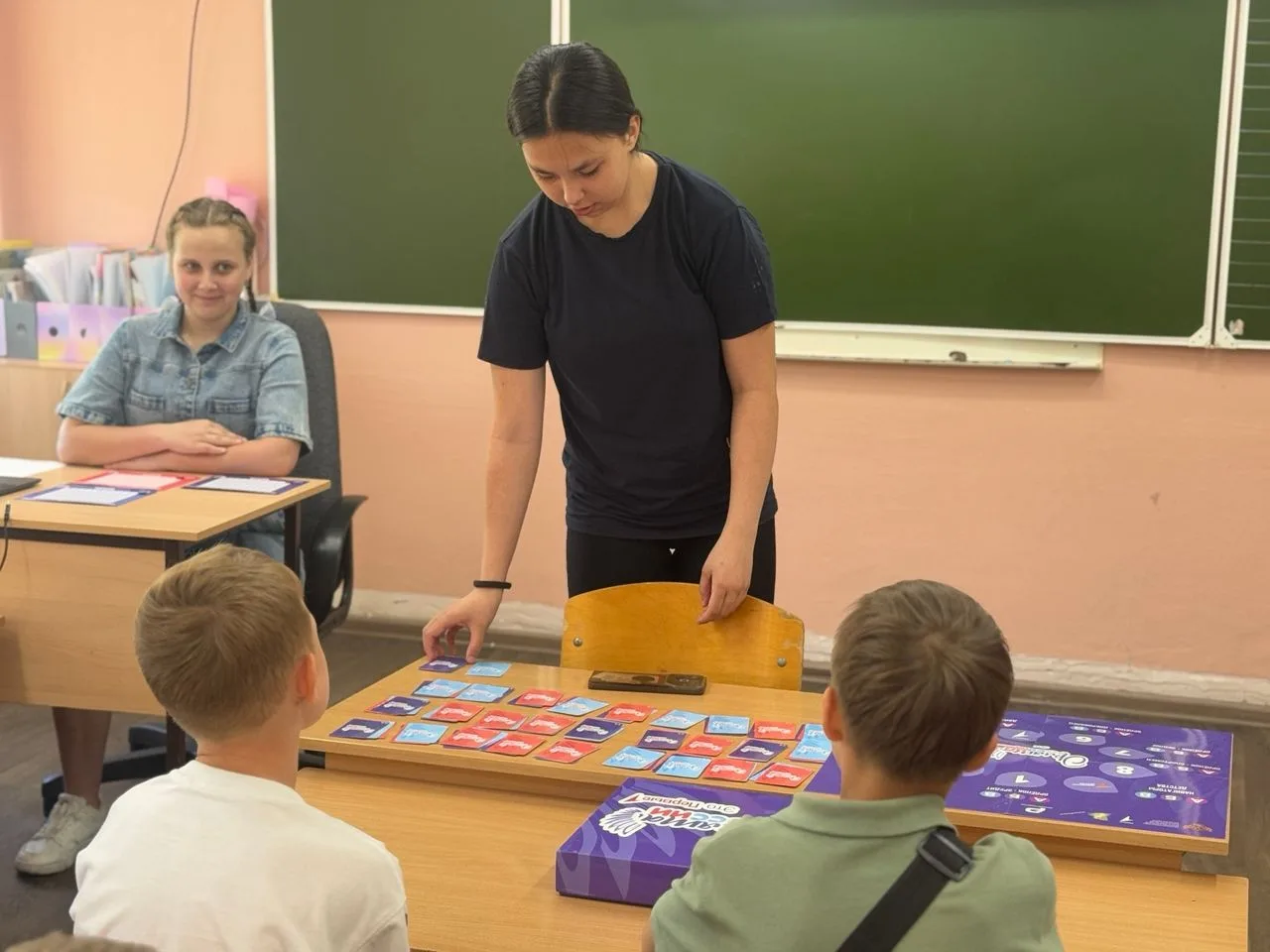 🇷🇺В пришкольном лагере с размахом отметили День России!
В преддверии Дня России жизнь в нашем приш
