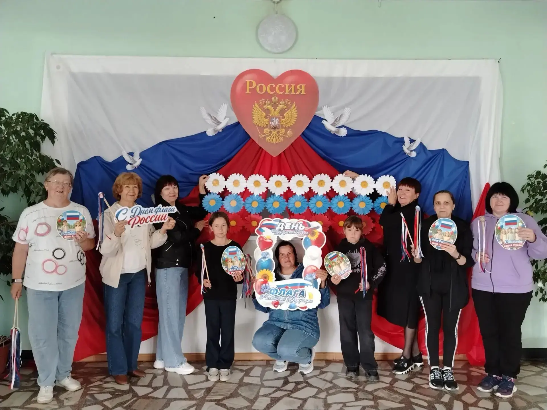 В рамках подготовки ко  Дню государственного флага Российской Федерации сегодня состоял...