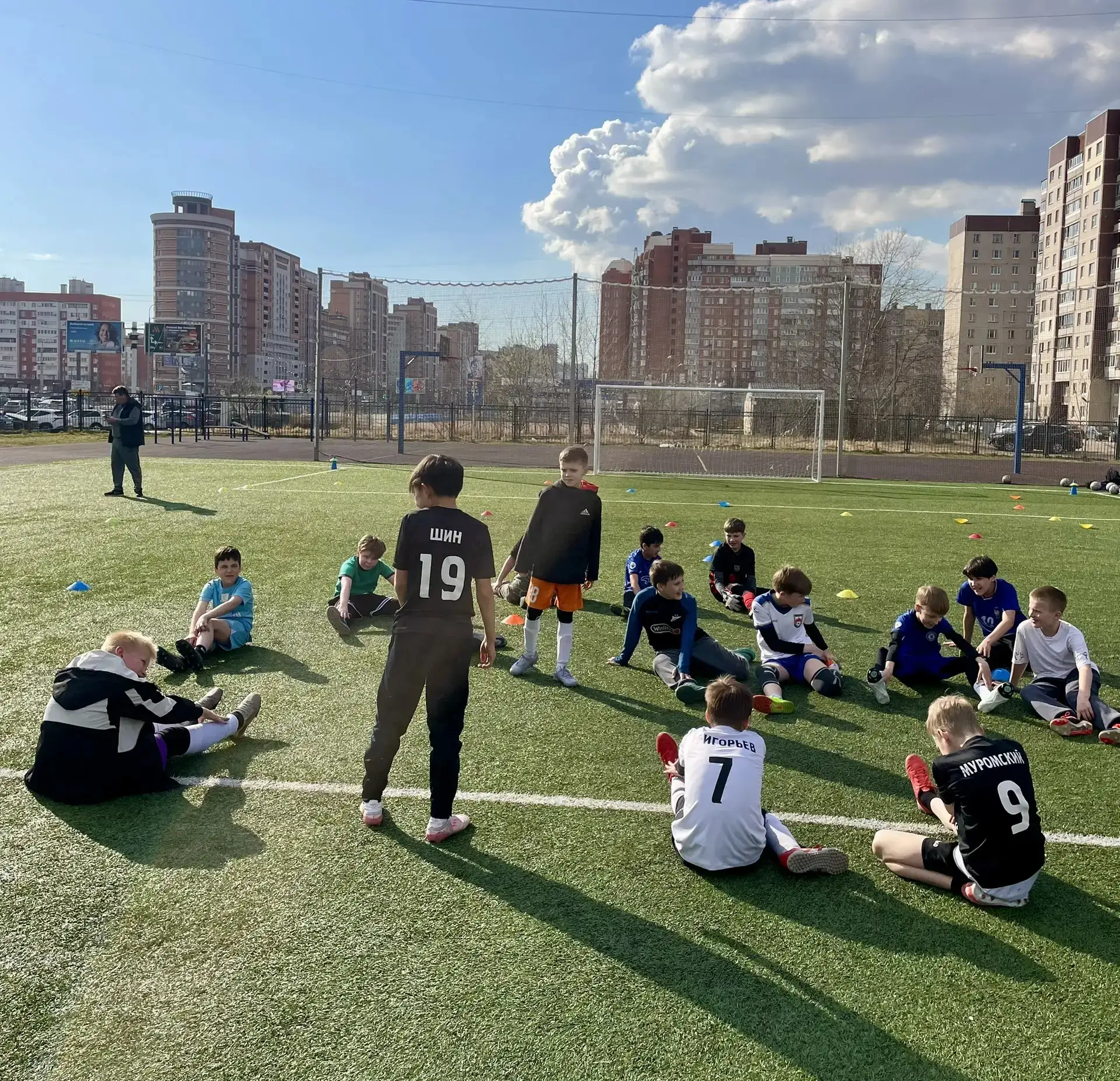 ⚽️ На базе нашей школы прошёл мастер‑класс от футбольного клуба «Тосно» ⚽️   Мероприятие позволило н