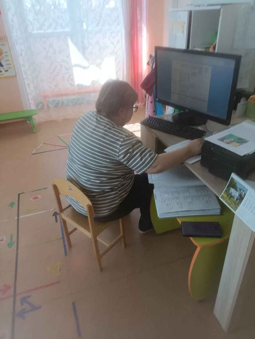 Оказывается, пока админ бегает по садику в поисках сюжета для канала, кто-то продолжает...