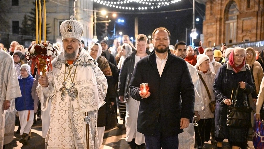 Светлое Христово Воскресение объединило верующих в Твери 🕊    В ночь с 11 на 12 апреля 2026 года Т