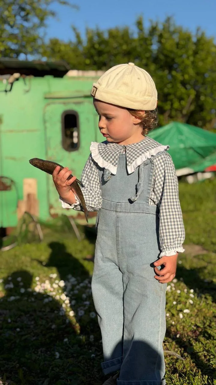 «Поле 2 года. Рост 95,вес 12800.»

Маргарита, спасибо 🫶🏻
Очень стильная подборка! 

Докер
Комбинез