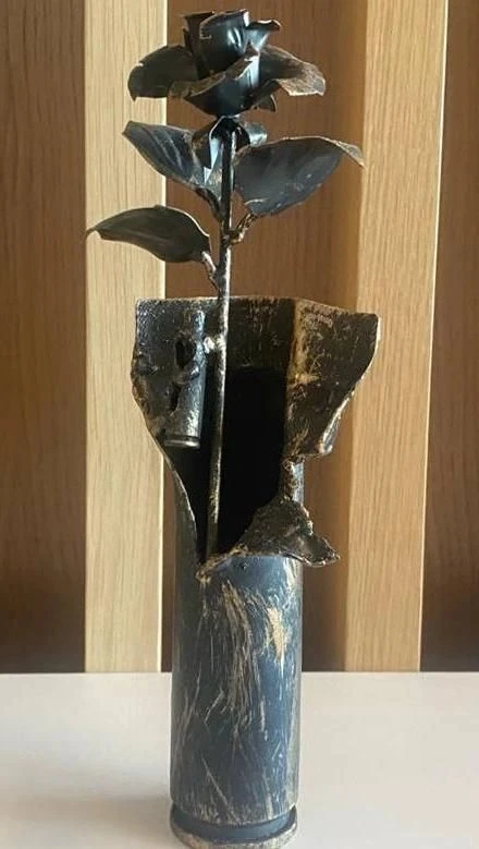 ДОРОГОЮ ДОБРА!❤️ РОЗА ДОНБАСА!🌹