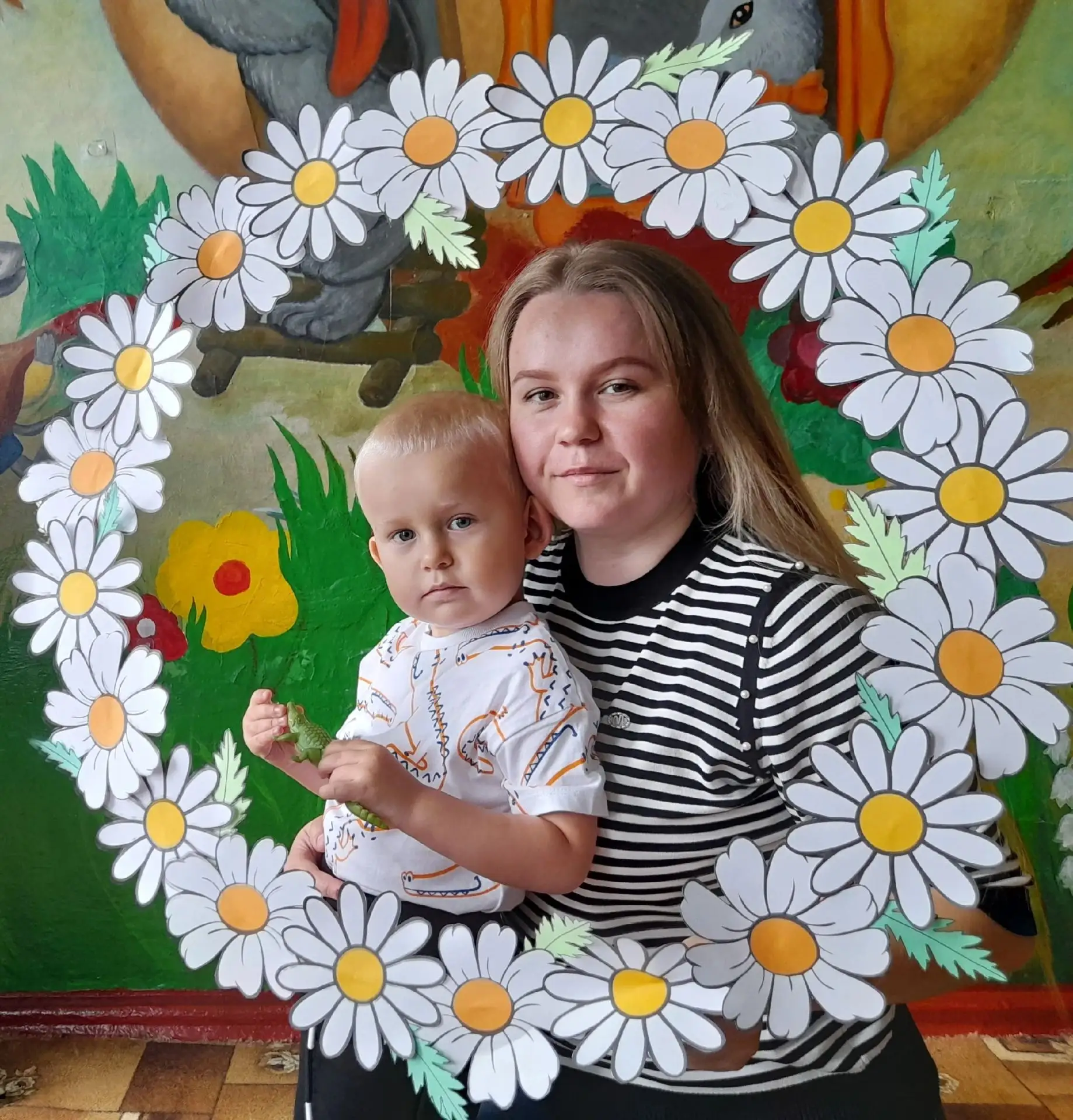 В нашем детском саду ко "Дню семьи, любви  и верности"прошла тёплая и душевная фотосессия с родителя