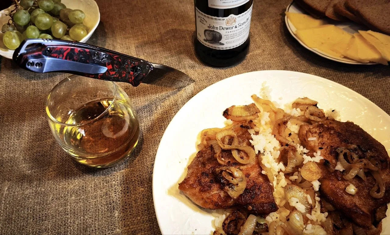 Субботний дожор💪🏻, у меня разминка🥃🥃🥩🥩