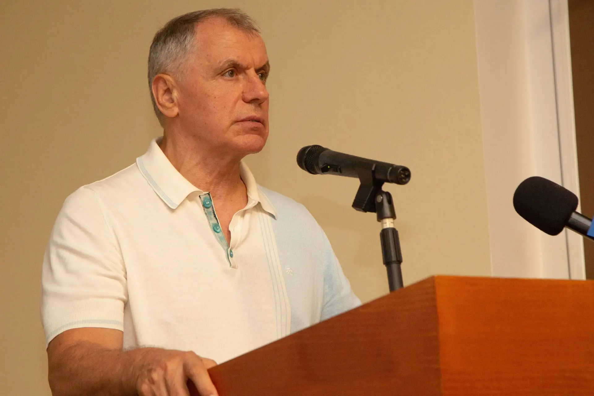 На встречах с активистами Кировского района и Феодосии рассказал о вызовах, стоящих сег...