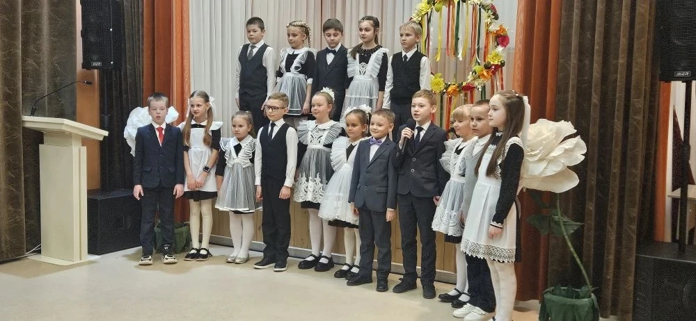 В МАОУ СОШ имени С.Е. Кузнецова с. Чемодановка состоялось по-настоящему доброе и торжественное событ