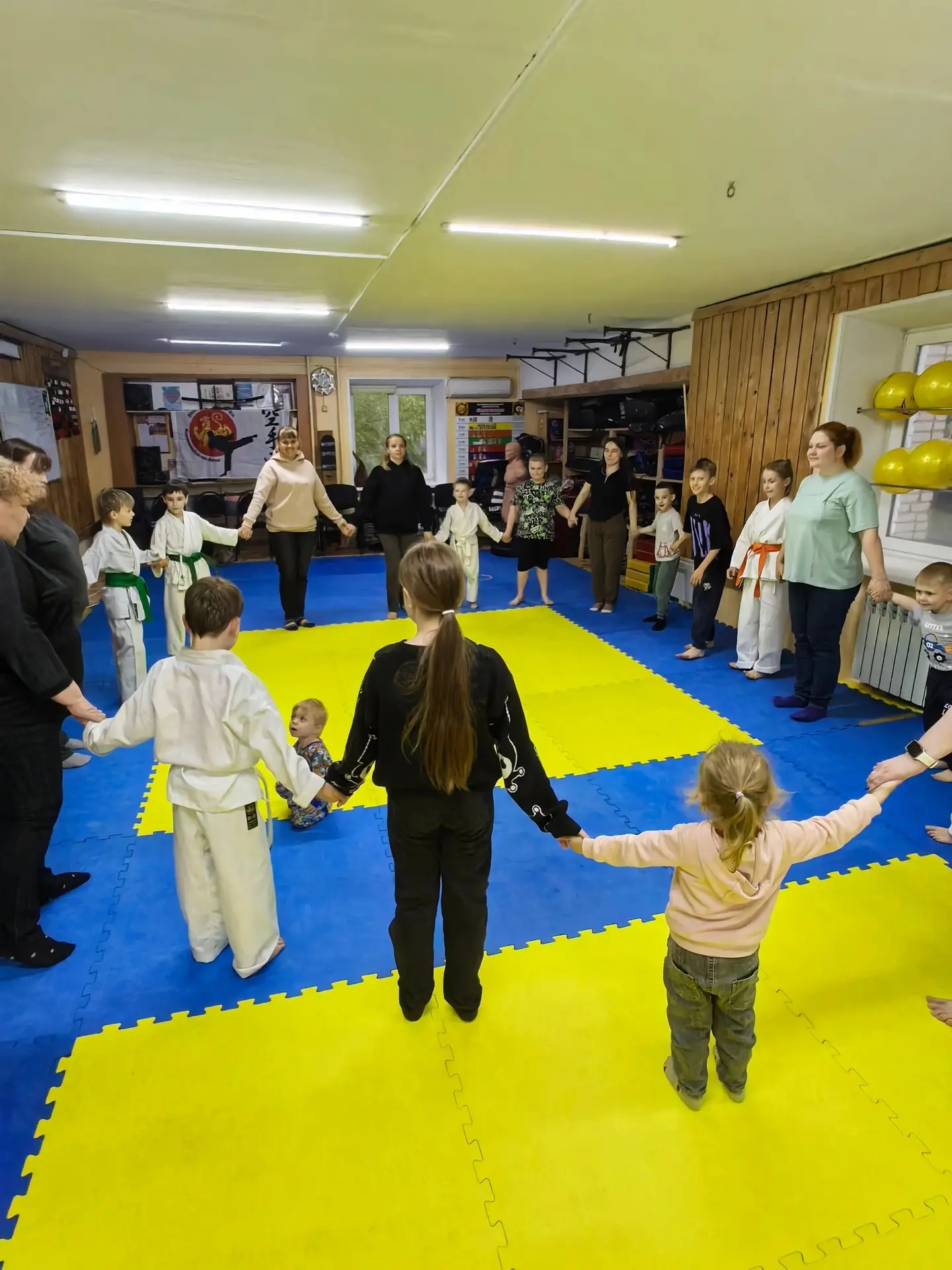 👪14 июня в Хабаровском крае отмечается праздник - День многодетной семьи!

🥋В честь этого события,