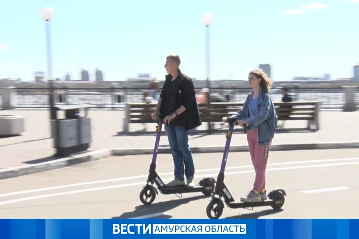 На набережной Благовещенска ежедневно ловят нарушителей на самокатах

Сотрудники полиции патрулируют