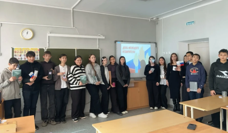 Члены Городовиковской территориальной избирательной комиссии совместно с учителями МКОУ «Городовиков
