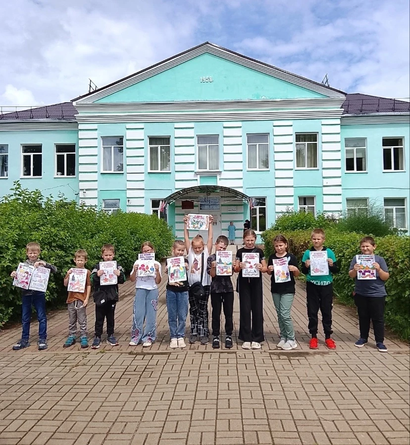 Сегодня в лагере «Дружба» был особенный, очень трогательный день. Мы отметили важную дату — 22 июня,