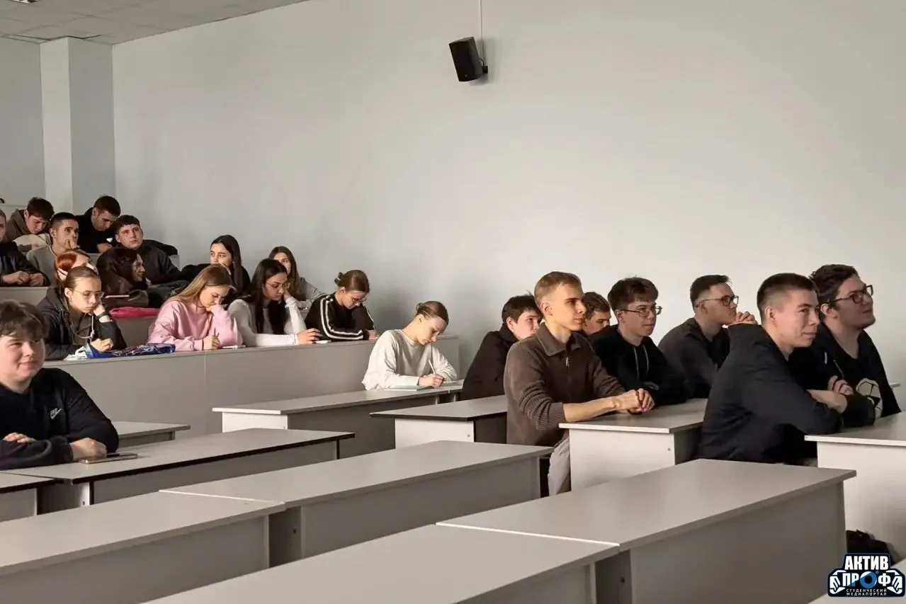 Строить карьеру с КАМАЗом: как получить стипендию, наставника и работу ещё до диплома?    Как перест