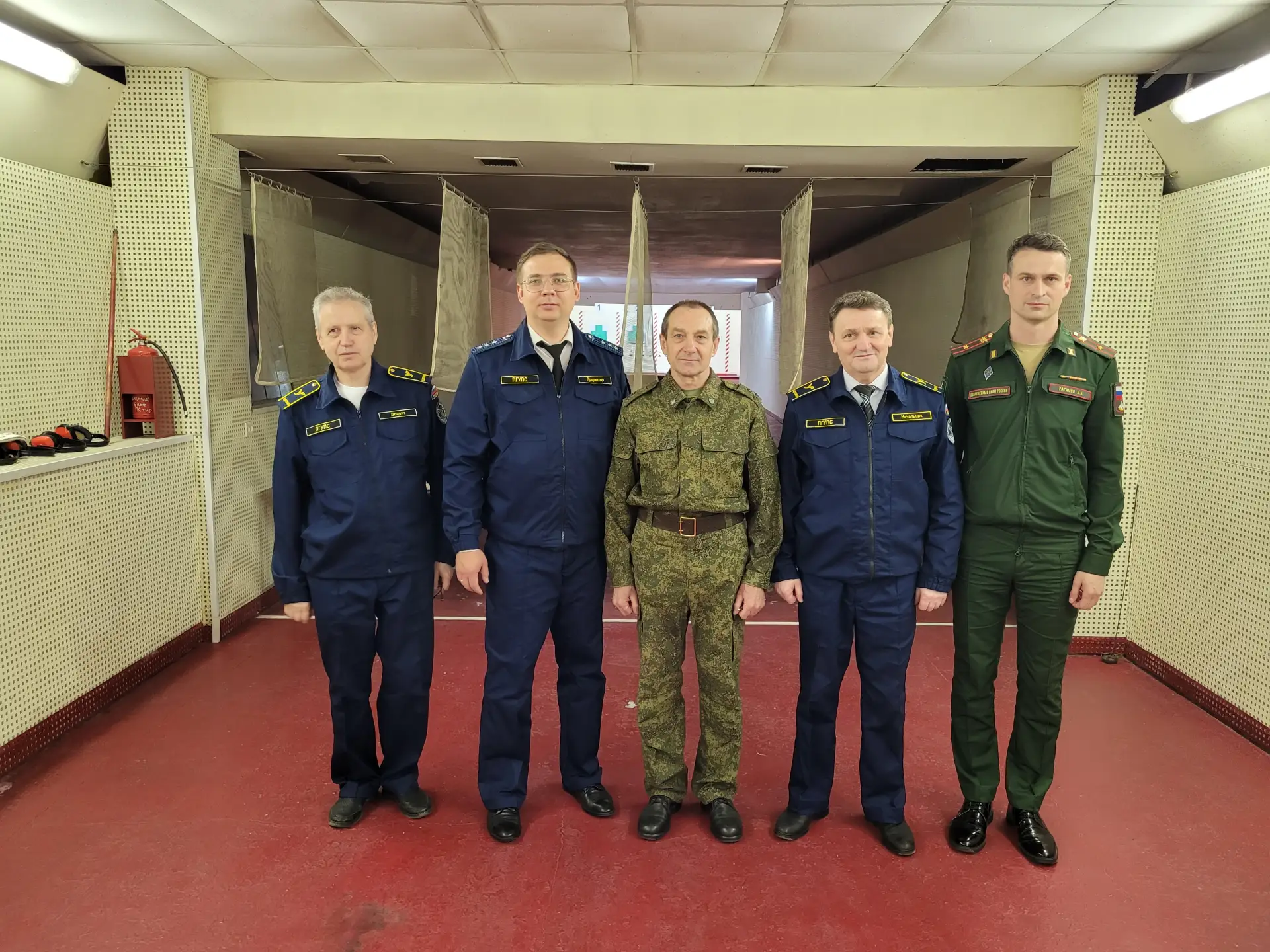 ⚡ Собирали и разбирали автомат Калашникова, управляли буксировочным катером, автомобилем «КАМАЗ» и э