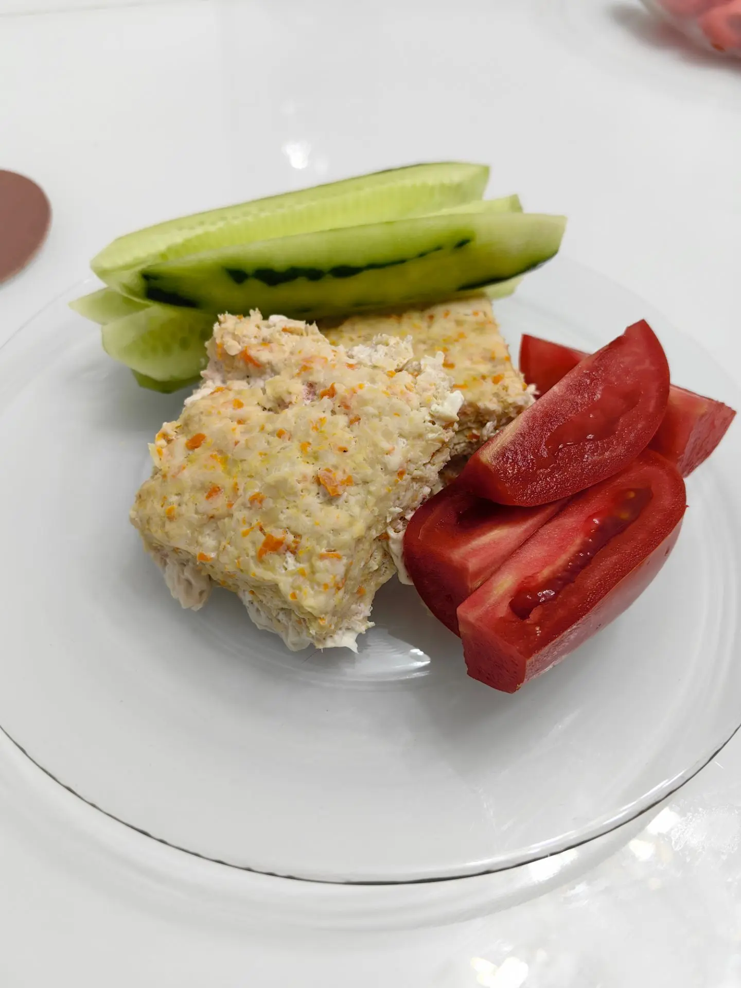 Первый день, совмещенный спорт  и пп , я устала 😁 сейчас бы  я скушала бы конфету и пи...