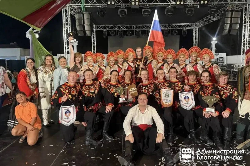 🤩 За одну поездку 12 наград: благовещенские «Ровесники» гремят на Кипре и покоряют стр...