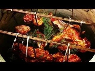 Ищу повара тандырщика для приготовления курицы ,баранины в электрическом тандыре.
