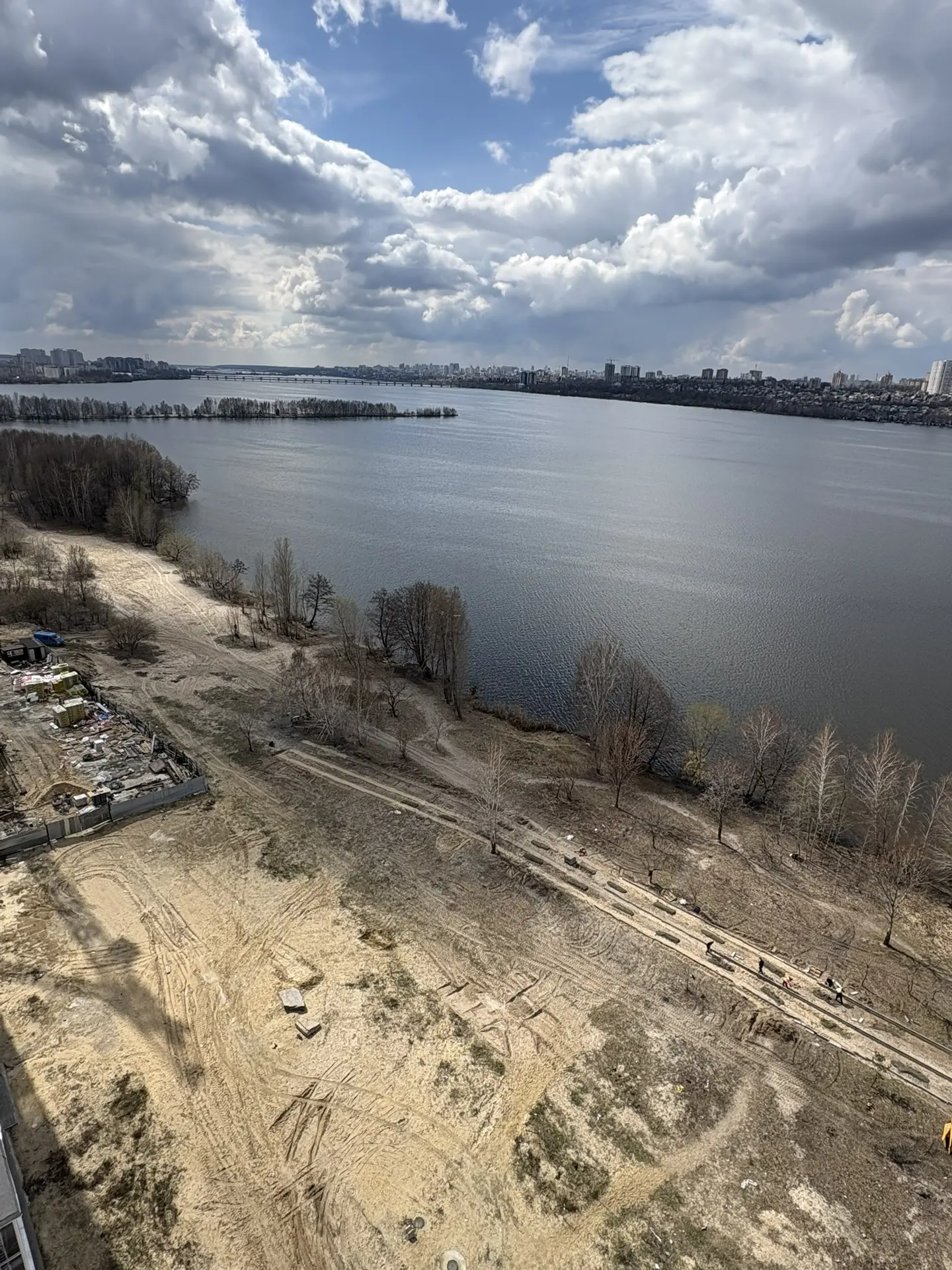 Строительство пешеходного тротуара и велодорожки вдоль берега  ЖК «Лазурный» | Написать пост