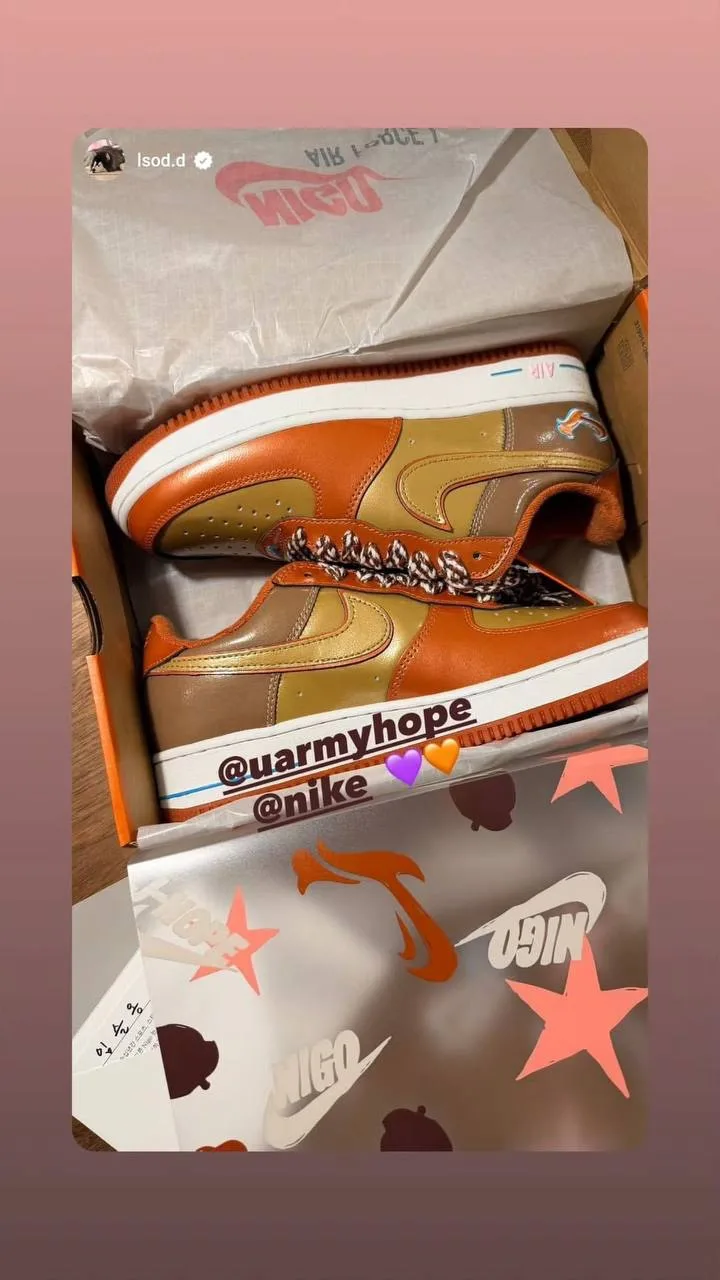 Хоби подарил своим хёнам и наставникам новые Nike Air Burnt Sunrise x NIGO, а они подел...