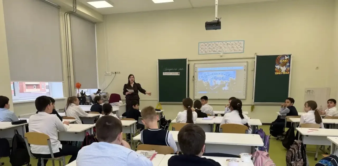 ✨ В мире чудес и волшебства: невероятное путешествие по сказкам! ✨  У наших ребят из 3А, 3В и 3Э про