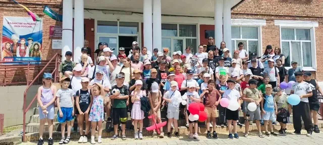 Сегодня в нашем любимом ЛДП "Радуга друзей" прозвучали последние аккорды лета – мы отметили завершаю