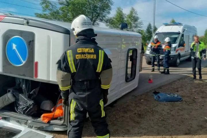 ❗️ В Саратове столкновение легковушки и маршрутки унесло здоровье 11 человек

Утром 16 мая в Гагарин