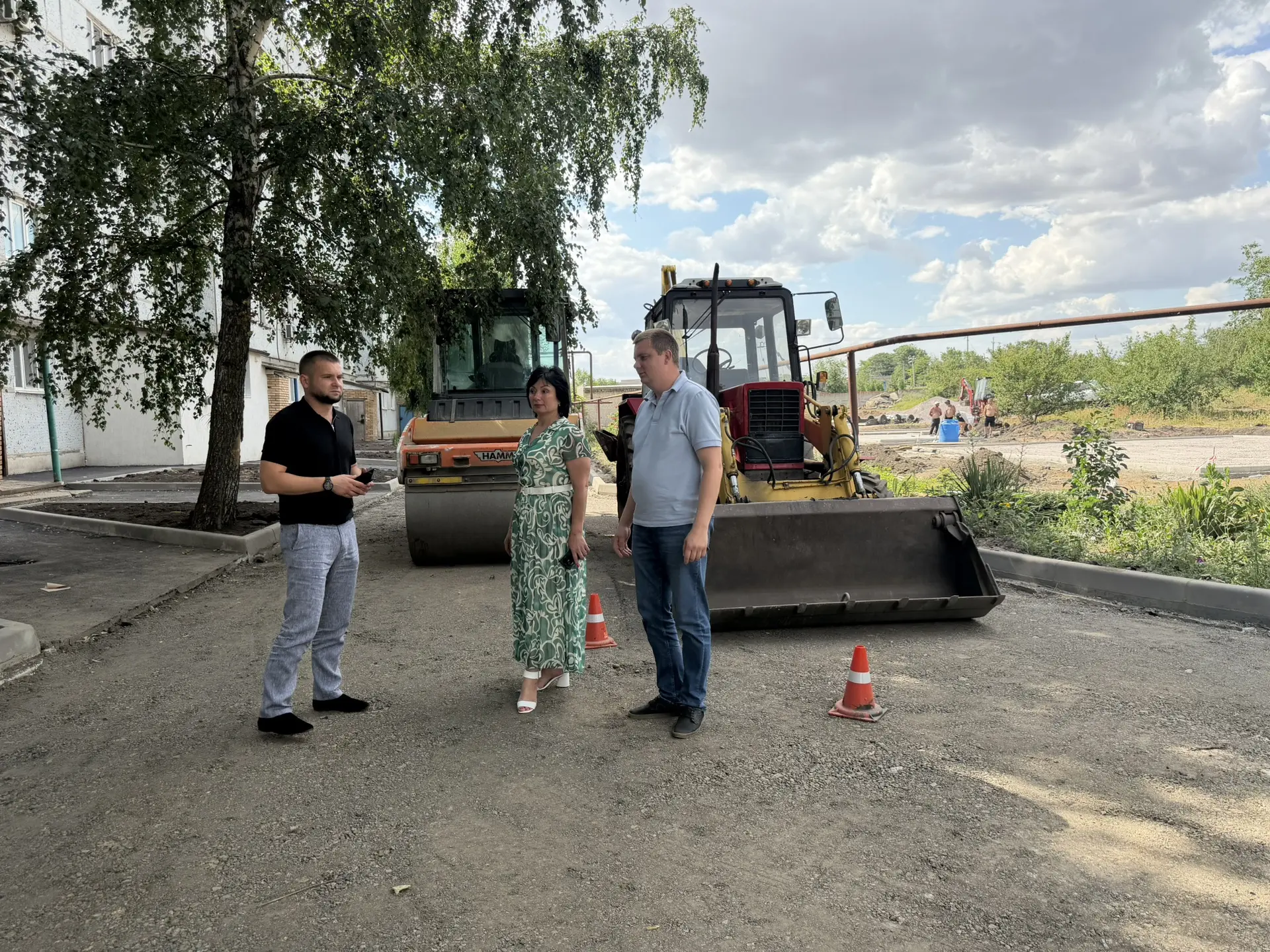 Продолжаем преображать наши дворы! 🏡