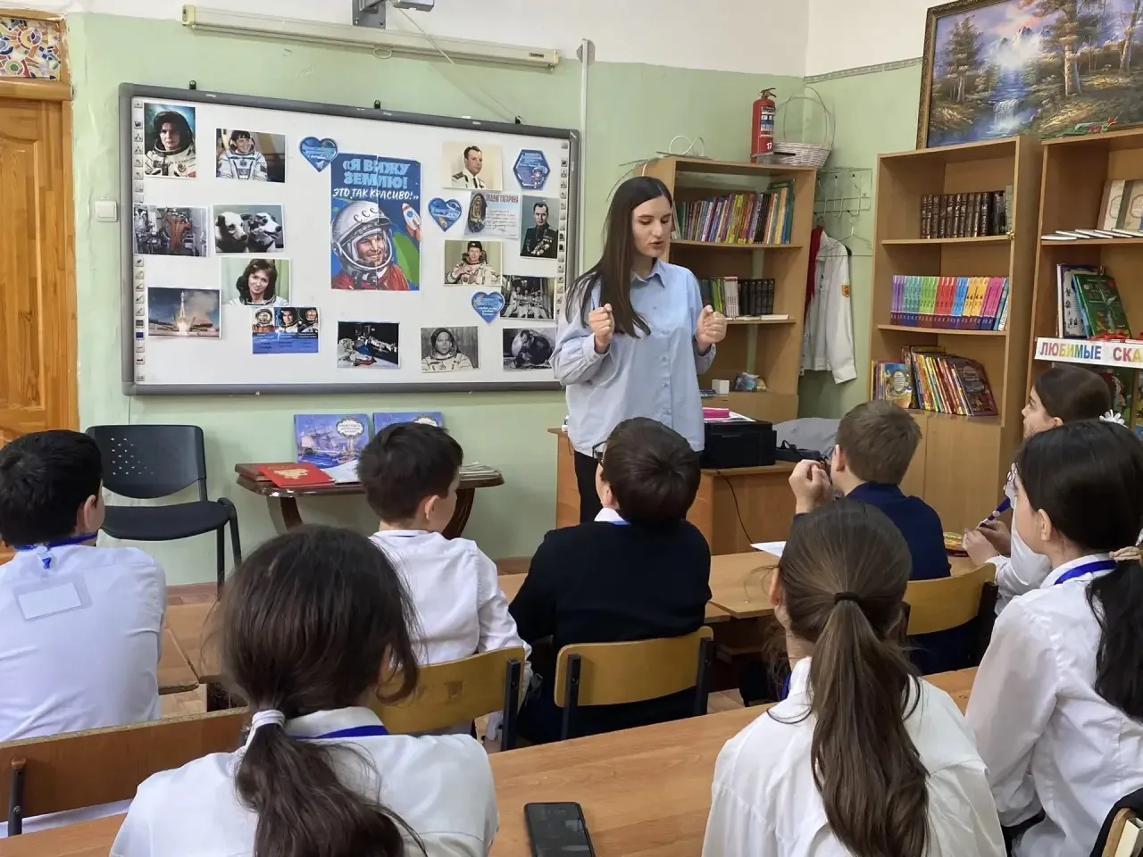 В преддверии дня космонавтики в библиотеке прошло открытое  мероприятие на тему:  🚀 Космическое путе