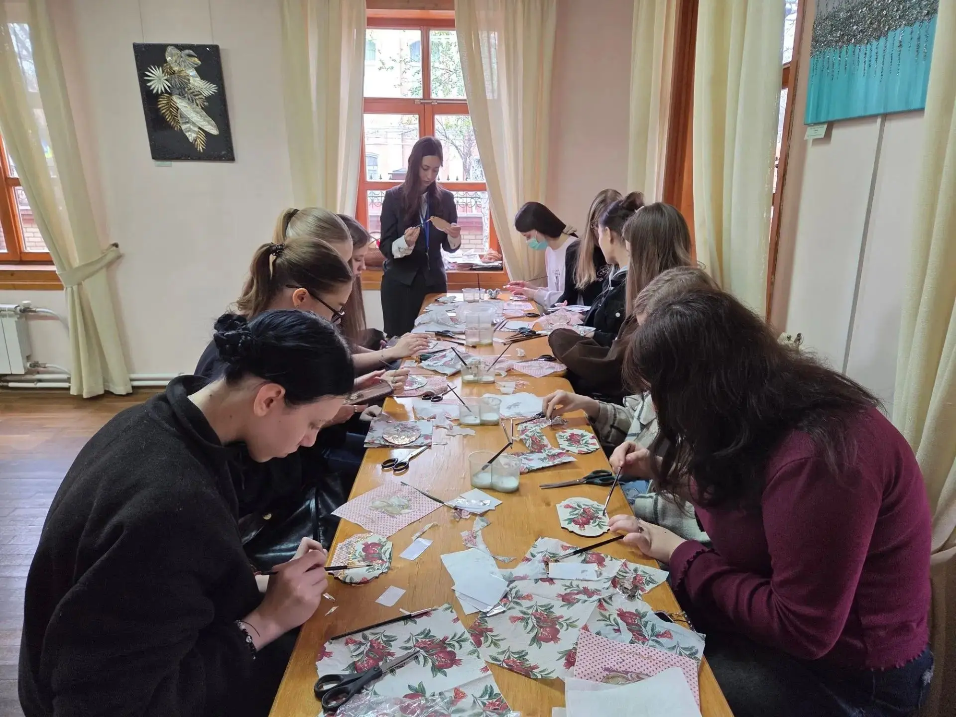 В Доме Тетюшинова – мастер-класс в технике декупаж🎨