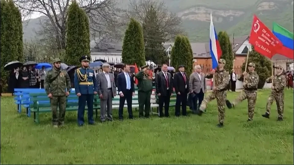 🎉 🇷🇺 Каждый год 9 Мая мы скорбим по погибшим предкам.