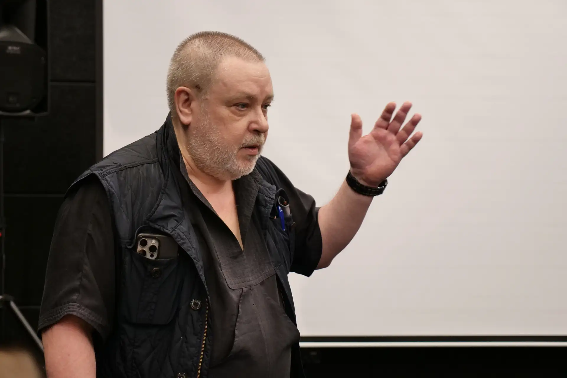 📽 Упражнения не только в мастерстве

Первый курс кинооператоров показал своё мастерство. В видеосъё