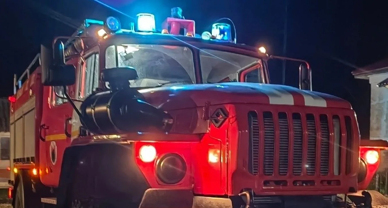 🔥 Огнеборцы ликвидировали пожар в пгт Пиндуши