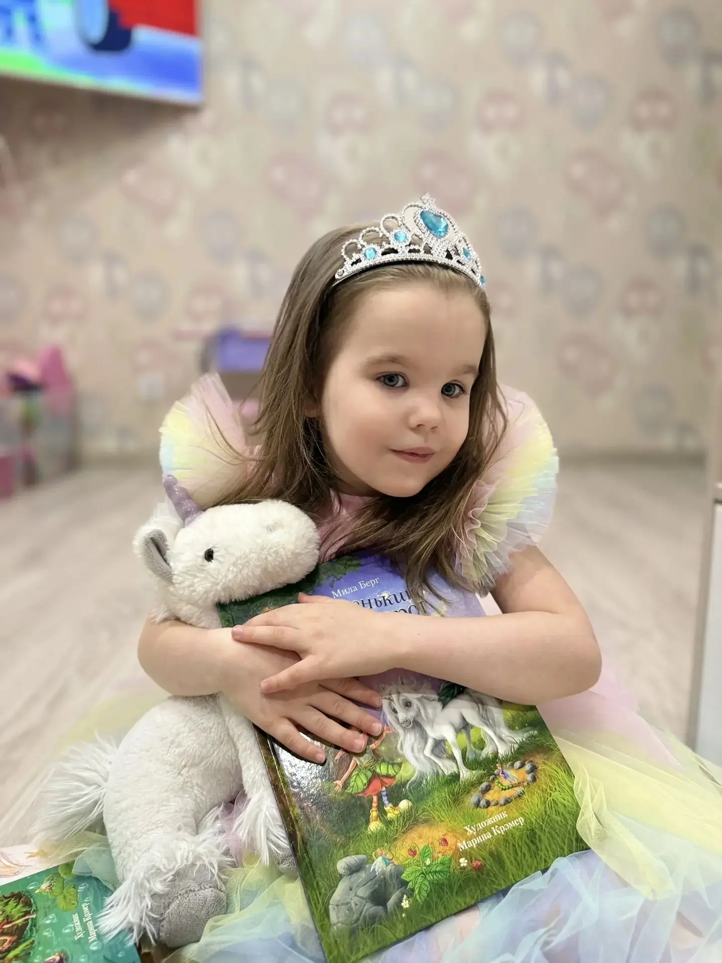 КАК ПОЯВЛЯЕТСЯ ЛЮБИМА ИГРУШКА И ЧТО ОНА ЗНАЧИТ ДЛЯ РЕБЕНКА...