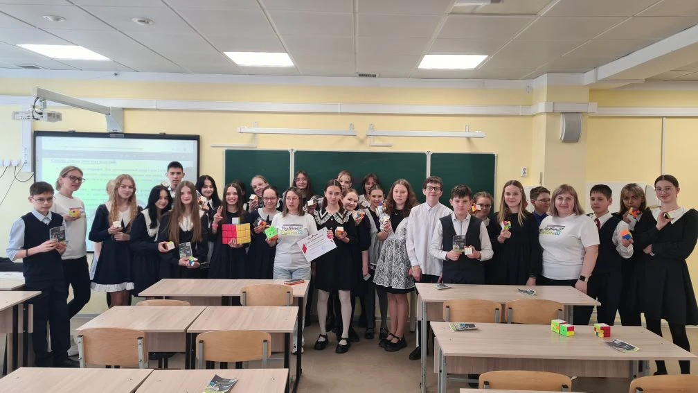 🧩 Итоги вчерашнего школьного мероприятия по сборке кубика Рубика для 5–6 классов  В нашей школе сост