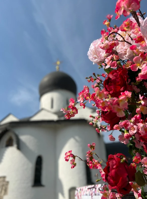 А до Пасхи — всего две недели! 🕊🌷  Накануне Светлого Христова Воскресения по примеру Великой княгини