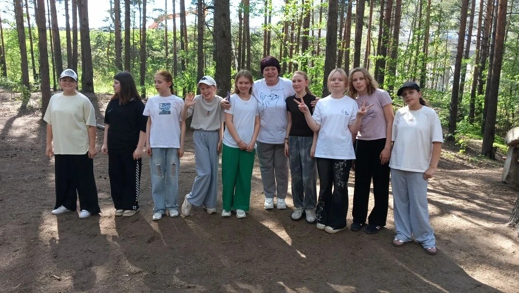 19 мая 5 а класс съездили на экскурсию Сесторечкий рубеж. Это была очень хорошая экскур...