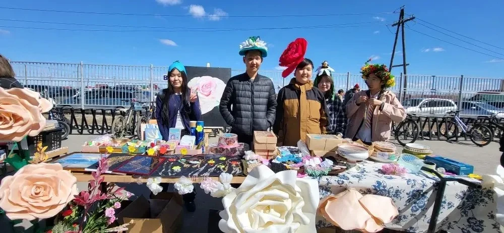 🌸Весенняя ярмарка в школе: заряд бодрости и весеннего настроения! В нашей школе прошла долгожданная 