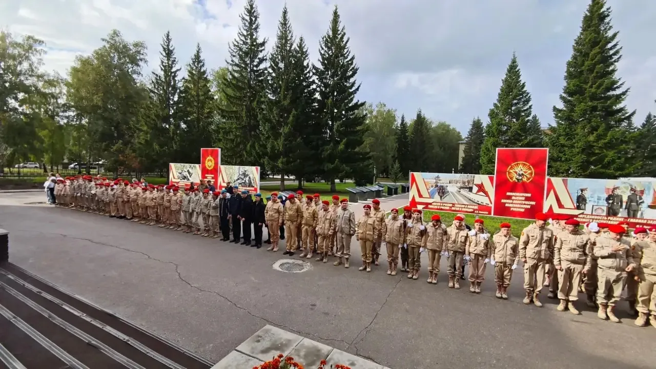 «Связь поколений: 9 «К» класс Центра образования «Верх‑Тулинский» приняли участие в акц...