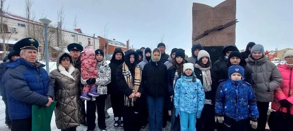 Митинг, посвящённый Дню памяти о россиянах, исполнявших служебный долг за пределами Отечества, прошё
