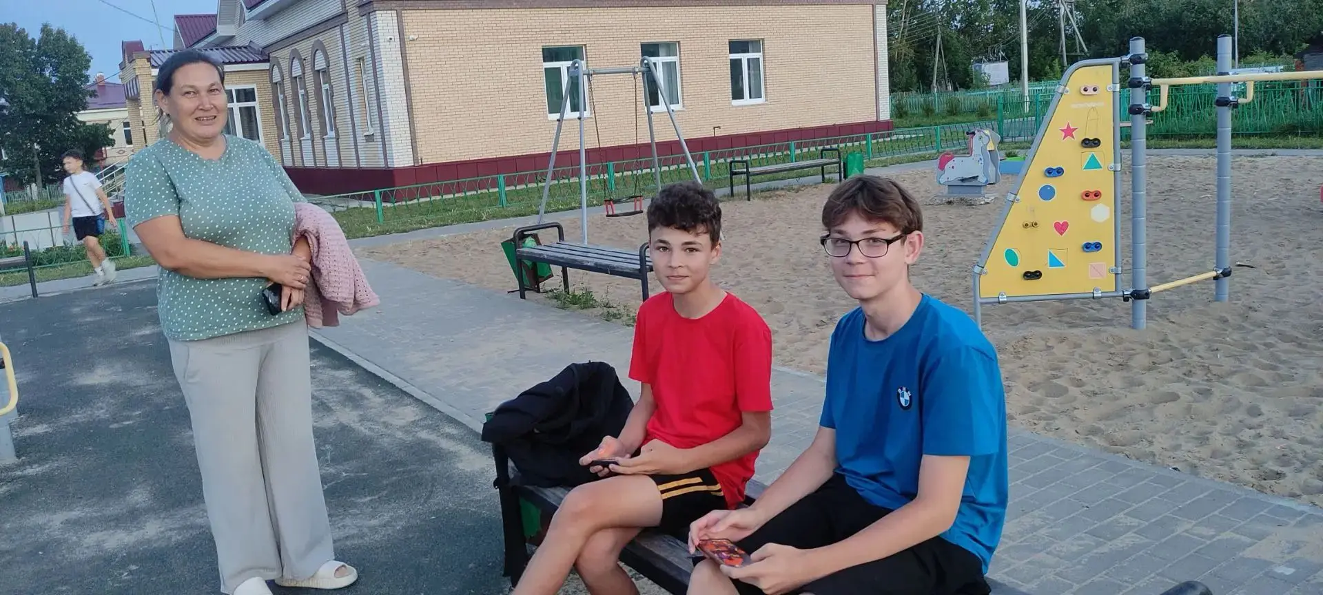 👨‍👩‍👧‍👦 Родители учащихся 5 класса присоединились к работе родительского патруля МБОУ «Новочураш