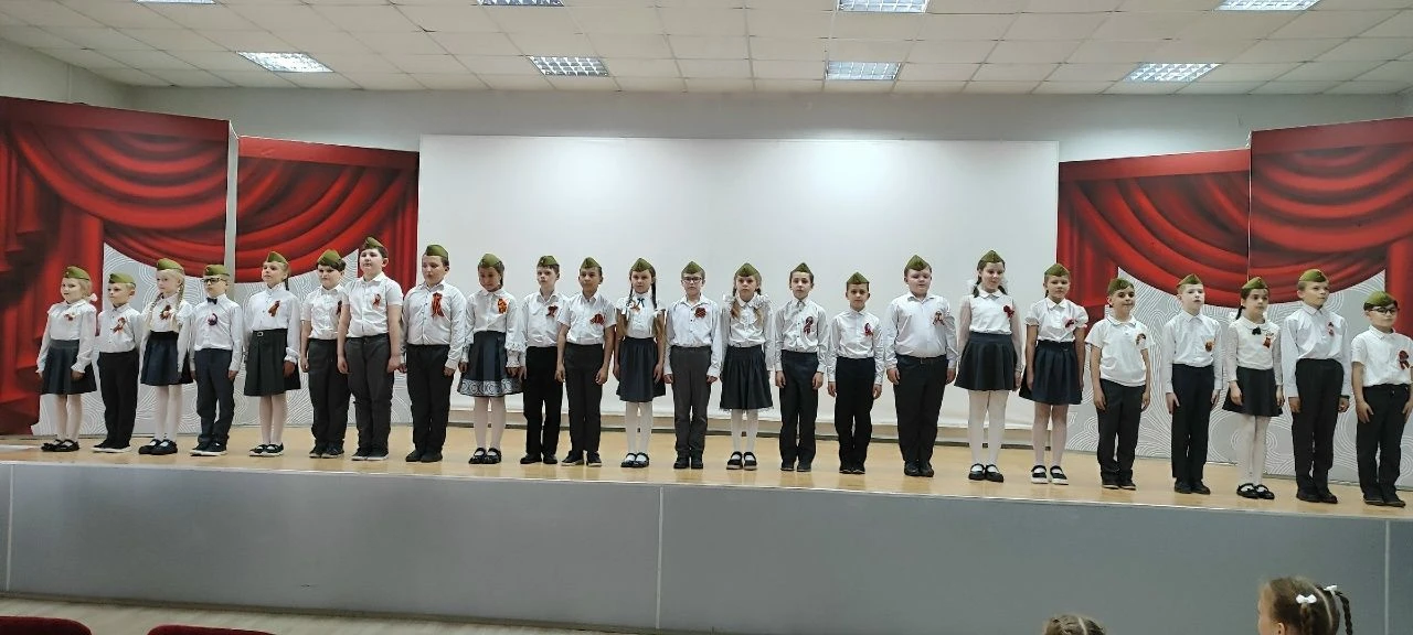 🎶 Смотр хоров  ⚡ В преддверии великого праздника, Дня Победы, в нашей школе состоялся традиционный с