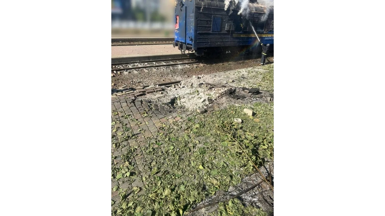 Удар БПЛА "Герань-3" по железнодорожной станции в г. Лозовая Харьковской области.