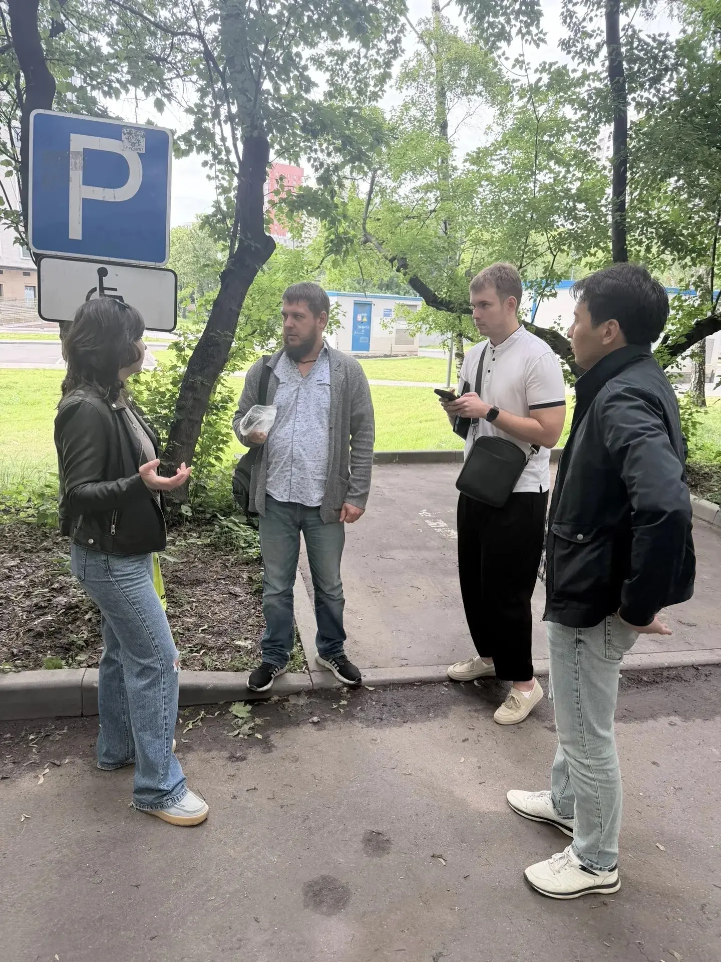 🏠 Уважаемые жители района Фили-Давыдково! 
 
📅 19 июня состоялся обход территории района Фили-Давы