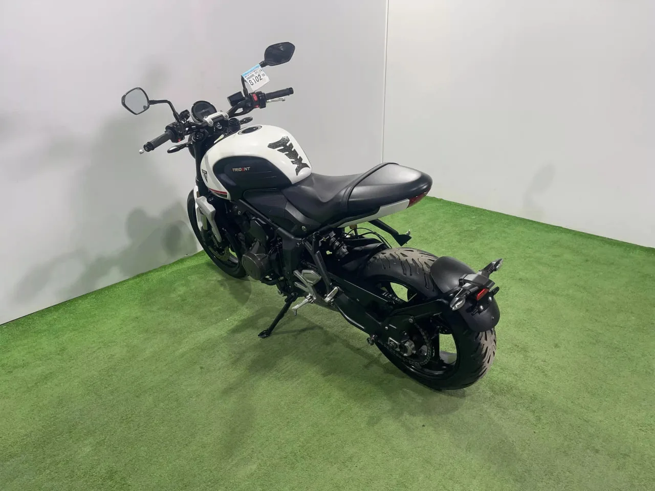 TRIUMPH TRIDENT 660 в наличии во Владивостоке  Характеристики:  - 2021 год - объем 660 см3 - Аукцион