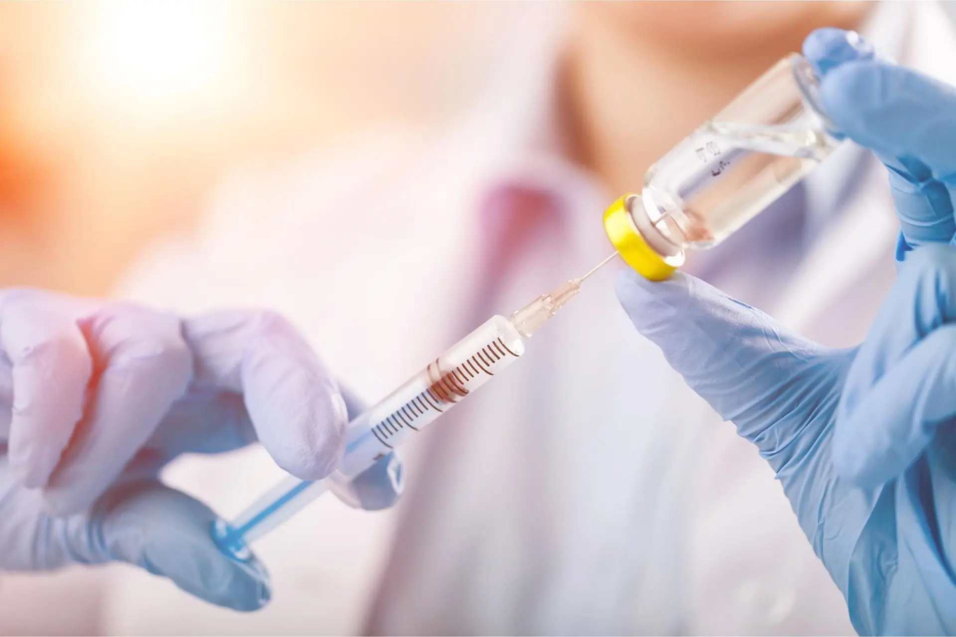 💉 Готовимся к сезону гриппа: почему важно вакцинироваться заранее?