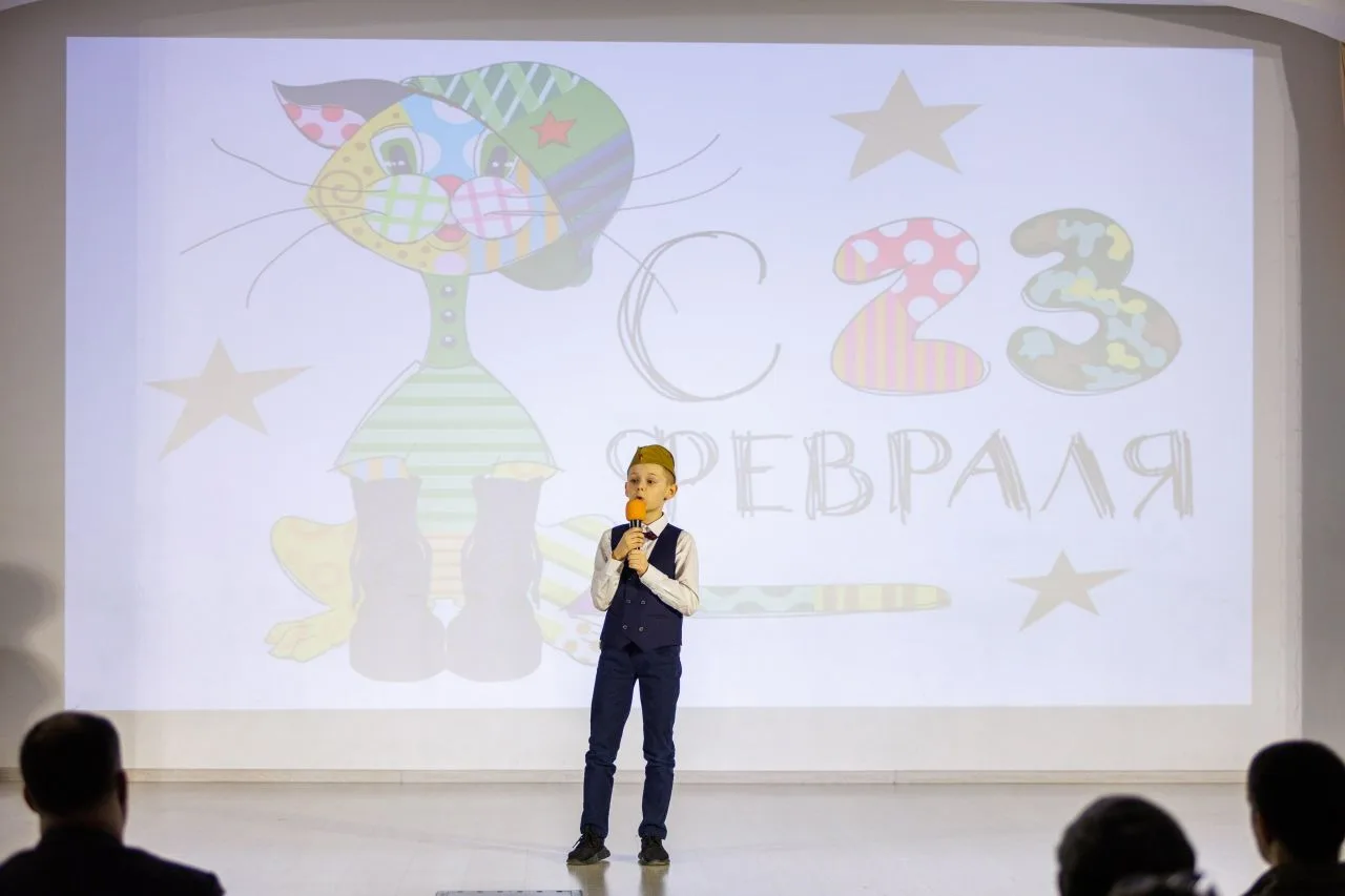 Праздничный концерт ко Дню защитника Отечества  20 февраля в нашем центре образования состоялся заме