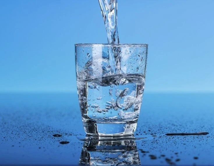 КАК ВЫЛЕЧИТЬ ГОРЛО МИНЕРАЛЬНОЙ ВОДОЙ?