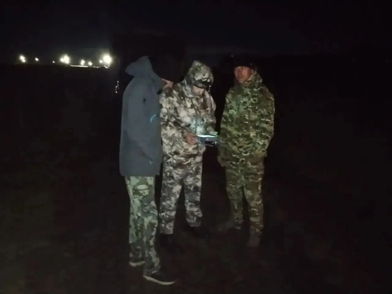 🧸Сегодня утром, 28 сентября, медведя выгнали из Кемерова к федеральной трассе за преде...