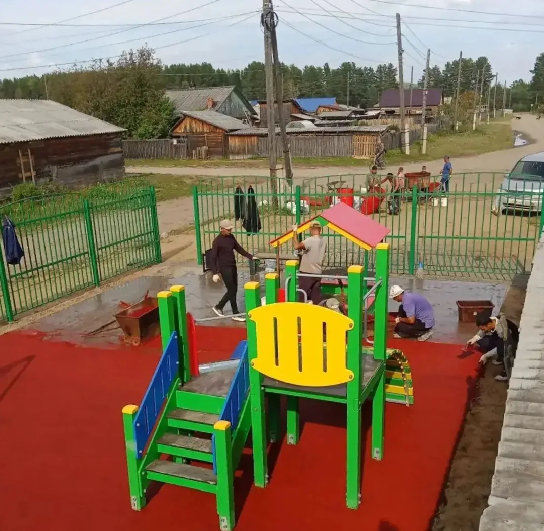 Подарок ребятишкам из микрорайона Южный рп. Чунский готов!