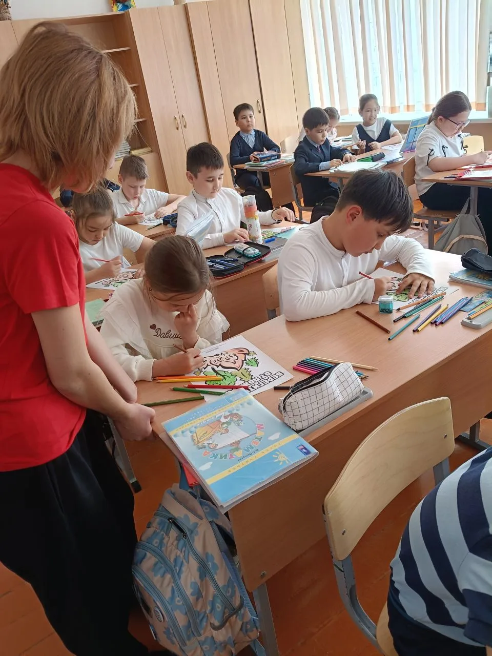 "Берегите лес от пожара!"    Дружина юных пожарных "Искра" МБОУ лицей №3 " проводит противопожарные 